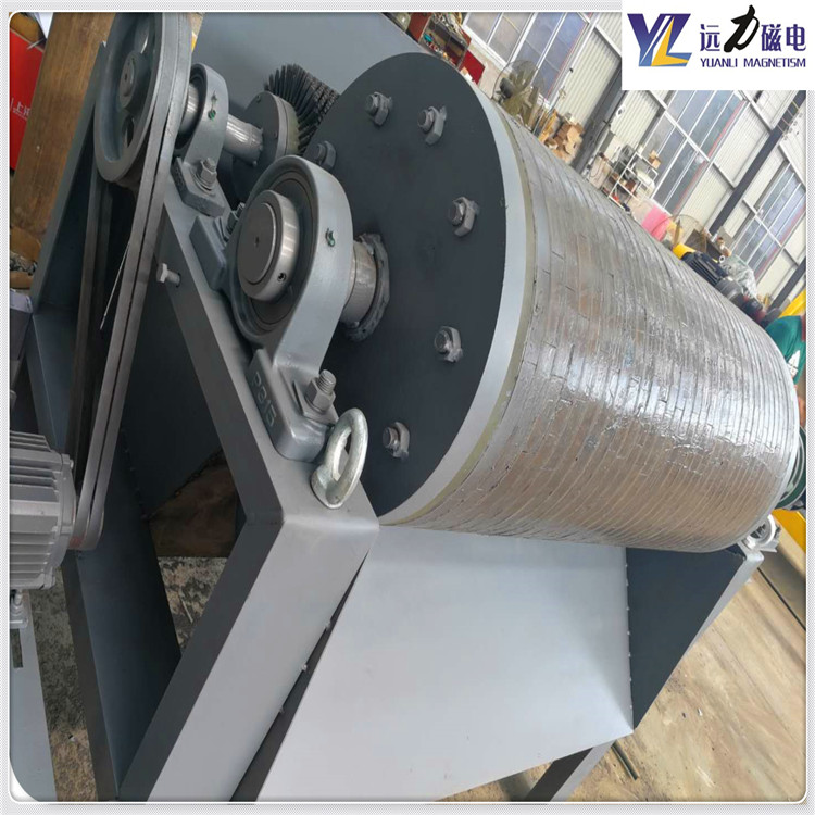 干式磁选机,干式磁选机带领选矿行业走入新时代16000-18000gs_小型铁矿石干式磁选机带领选矿行业走入新时代16000-18000gs工作原理 _选矿流程  干式磁选机,干式磁选机带领选矿行业走入新时代16000-18000gs_小型铁矿石干式磁选机带领选矿行业走入新时代16000-18000gs工作原理 _选矿流程