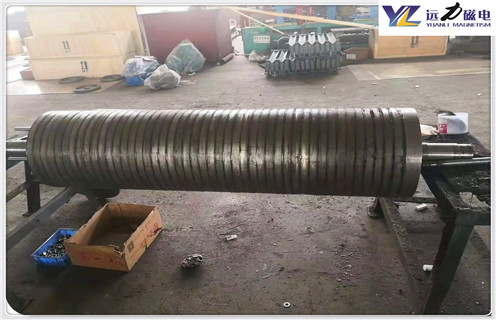 湿式磁选机,石英砂湿式磁选机_钒钛铁矿石英砂湿式磁选机型号参数及磁场强度 湿式磁选机,石英砂湿式磁选机_钒钛铁矿石英砂湿式磁选机型号参数及磁场强度