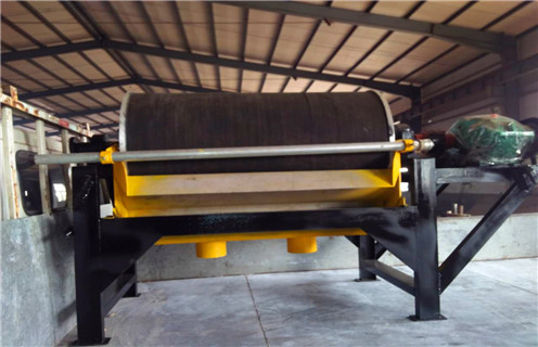 小型磁选机,购买一台小型全自动磁选机怎么选_铁矿选矿购买一台小型全自动磁选机怎么选磁场一般为多少_磁块如何排列  小型磁选机,购买一台小型全自动磁选机怎么选_铁矿选矿购买一台小型全自动磁选机怎么选磁场一般为多少_磁块如何排列