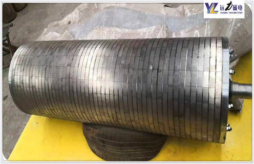 铁矿磁选机,铁矿磁选机设备成为发展及富战斗力的武器_多少钱_河北石英砂磁选机专注品质创造高端价值  能提高多少品位 铁矿磁选机,铁矿磁选机设备成为发展及富战斗力的武器_多少钱_河北石英砂磁选机专注品质创造高端价值  能提高多少品位