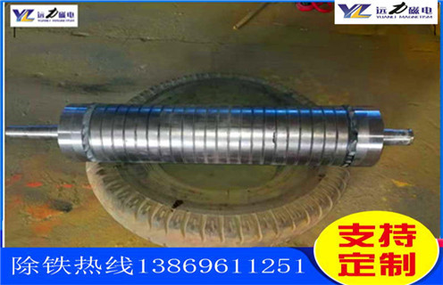 石英砂除铁磁选机的性能特点_钒钛铁矿石英砂除铁磁选机的性能特点型号参数及磁场强度,石英砂除铁磁选机按磁场的强度分强磁除铁机和低磁除铁机,强磁除铁机的磁场强度在12000高斯到15000高斯之间,低磁除铁机的磁场强度在3000高斯左右。不同的矿物的则需要不同的选矿设备,结构性质的不同来选择不同的磁场。开云官方网页版的磁选设备型号齐全,规格标准,质量可靠,是广大矿山公司的理想合作伙伴。 一、石英砂除铁磁选机的性能特点_钒钛铁矿石英砂除铁磁选机的性能特点型号参数及磁场强度 石英砂除铁磁选机是一种永磁除铁器,采用超强稀土永磁钕铁硼作为磁源,磁笥能稳定,磁路设计独特,此除铁器磁力强,磁场梯度高,吸力远大于国标除铁器;具有自动纠偏功能的腰鼓形滚筒,全密封铸钢轴承座,保证除铁器在各种恶劣环境下长期无故障工作。其广泛应用于煤矿、码头、火力发电、水泥、建材等行业。 二、石英砂除铁磁选机的性能特点_钒钛铁矿石英砂除铁磁选机的性能特点型号参数及磁场强度性能特点: 1、采用计算机模拟磁路设计,磁场分布不合理,透磁深度大。 2、除铁器本体比电磁除铁器简化,不需励磁电源,不需冷却系统。 3、省电节能,故障率低。 4、操作简单,运行安全可靠 石英砂除铁磁选机的性能特点_钒钛铁矿石英砂除铁磁选机的性能特点型号参数及磁场强度,石英砂除铁磁选机按磁场的强度分强磁除铁机和低磁除铁机,强磁除铁机的磁场强度在12000高斯到15000高斯之间,低磁除铁机的磁场强度在3000高斯左右。不同的矿物的则需要不同的选矿设备,结构性质的不同来选择不同的磁场。开云官方网页版的磁选设备型号齐全,规格标准,质量可靠,是广大矿山公司的理想合作伙伴。 一、石英砂除铁磁选机的性能特点_钒钛铁矿石英砂除铁磁选机的性能特点型号参数及磁场强度 石英砂除铁磁选机是一种永磁除铁器,采用超强稀土永磁钕铁硼作为磁源,磁笥能稳定,磁路设计独特,此除铁器磁力强,磁场梯度高,吸力远大于国标除铁器;具有自动纠偏功能的腰鼓形滚筒,全密封铸钢轴承座,保证除铁器在各种恶劣环境下长期无故障工作。其广泛应用于煤矿、码头、火力发电、水泥、建材等行业。 二、石英砂除铁磁选机的性能特点_钒钛铁矿石英砂除铁磁选机的性能特点型号参数及磁场强度性能特点: 1、采用计算机模拟磁路设计,磁场分布不合理,透磁深度大。 2、除铁器本体比电磁除铁器简化,不需励磁电源,不需冷却系统。 3、省电节能,故障率低。 4、操作简单,运行安全可靠