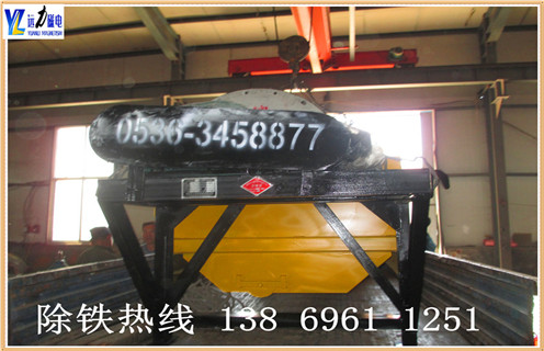 .ct永磁筒式磁选机参数一    湿式永磁筒式磁选机作为分离设备的不断发展的结果可以提供一个完整的技术,采矿及矿产行业的磁性湿分离.    2.ct永磁筒式磁选机参数二    产品型号和尺寸提供的湿式永磁磁选机尺寸的直径,1200毫米和916毫米的长度可达3000毫米.三种基本的分隔设计可用于分选,粗加工和精加工/清洁应用.每种类型可以提供在单一的感光鼓或多个鼓燧岩或磁铁矿阶段,以及用于恢复密介质中的磁介质植物.    3.ct永磁筒式磁选机参数三    湿式永磁筒式磁选机在固定的磁轭是一个组件,锶-铁素体永久陶瓷磁铁.旋转滚筒可与可选的橡胶或不锈钢盖.磁通模式会匹配以获得最佳性能的容器配置.湿磁分离器直径916×300毫米,是916系列中最小的满量分隔,主要用于工业试验.分离器可交付并发,逆流和反旋转版本.实验室使用的湿式永磁筒式磁选机磁场尺寸直径600 x 285毫米和直径.200×100毫米,适合于间歇或连续的测试.