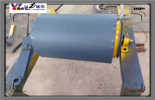 皮带永磁滚筒结构图纸 皮带永磁滚筒结构图纸
